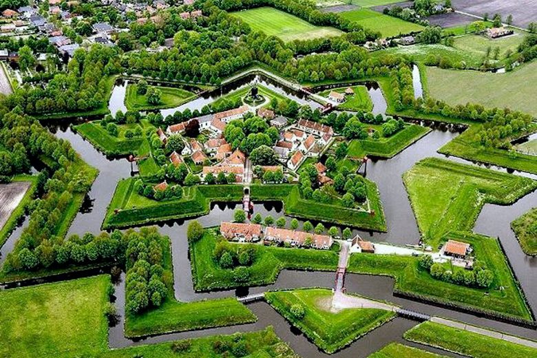 Cum au restaurat olandezii un fort construit în formă de stea și menit să țin invadatorii la distanță